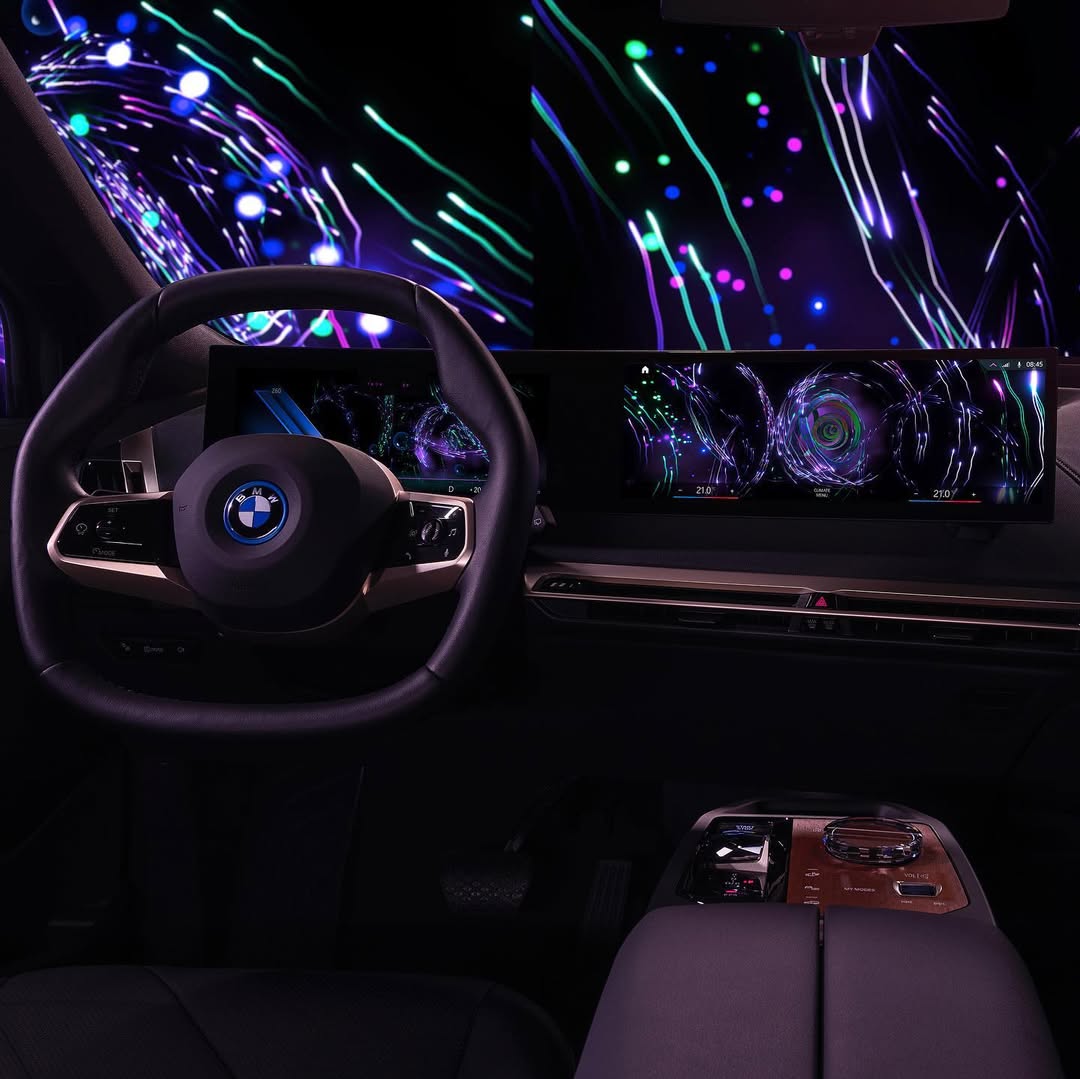 The Digital Art Mode CES 2022 BMW